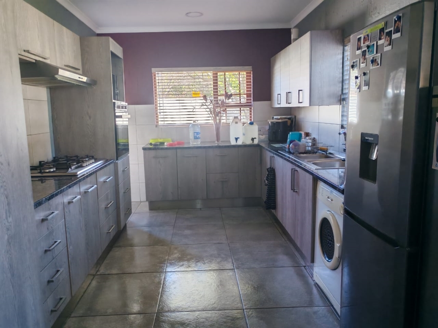 3 Bedroom Property for Sale in Vaalpark Free State